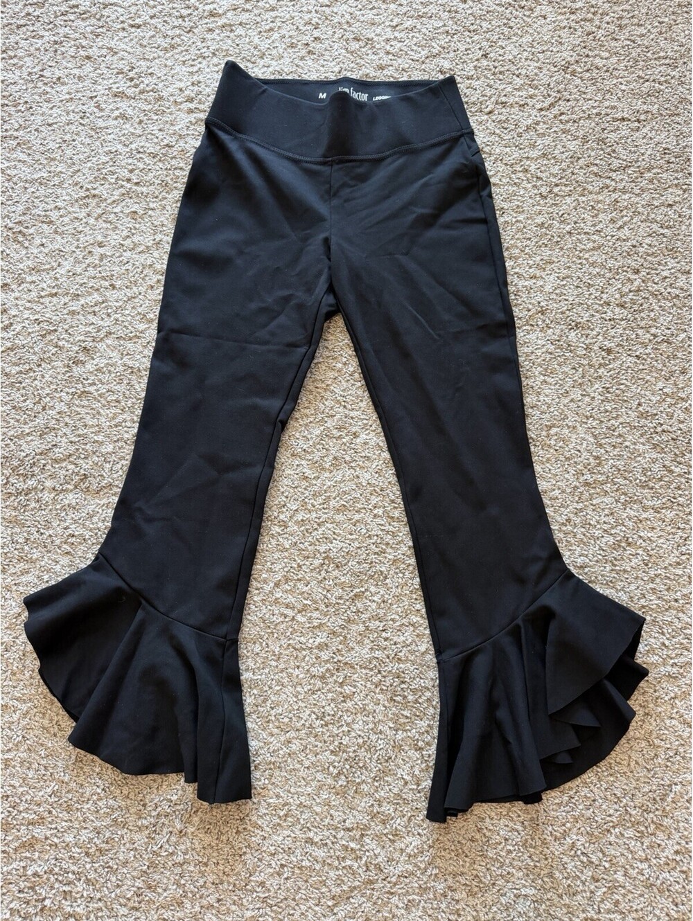 Slim Factor by Investments Black Ruffle Flare Leggings M Booty Lifting